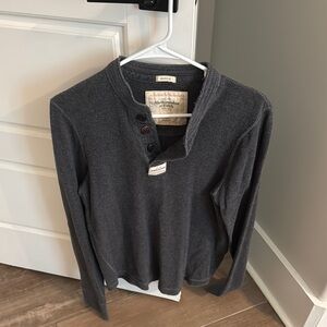 Abercrombie & Fitch Men's Gray Sweater